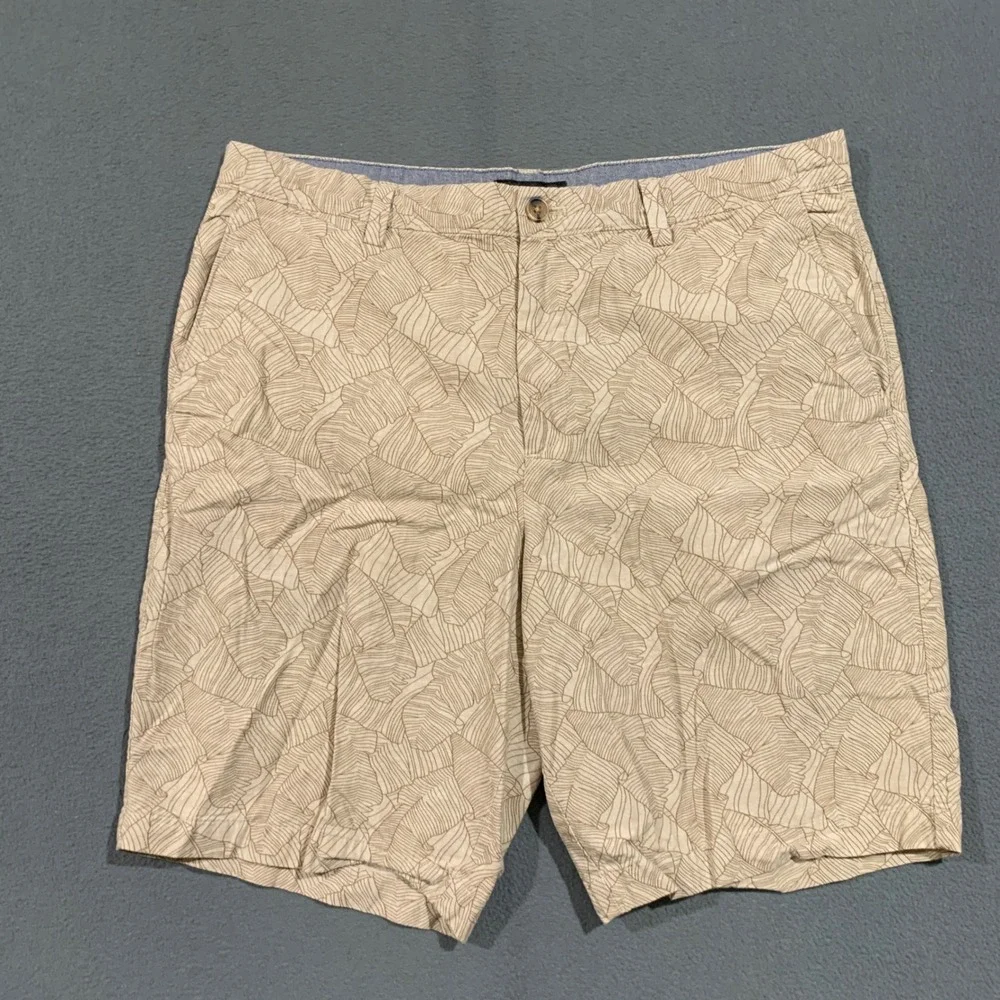 Banana Republic Aiden Shorts Mens 36 Beige Palm Leaf Tropical Print Cotton Chino